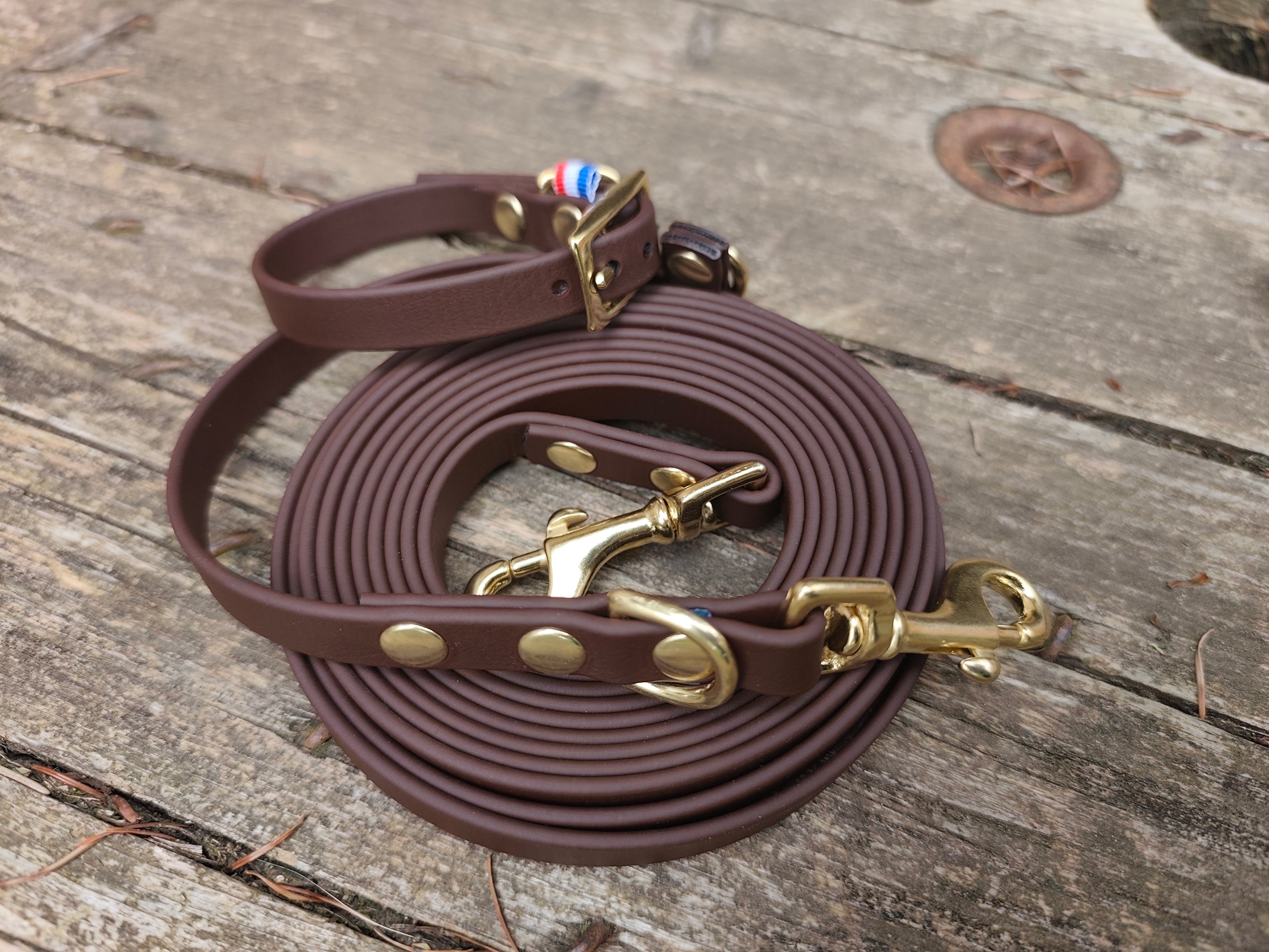 Laisse multi position 3 m en 13 mm Spécial petit chien ( chat)